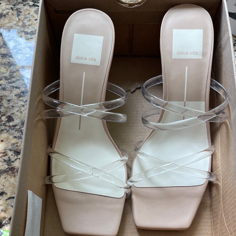 Dolce Vita Patsi Crystal vinyl Heels - Tan 6.5 - HOCO or weddings- NIB